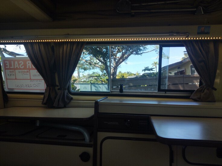 Thumbnail Photo undefined for 1983 Volkswagen Vanagon Camper